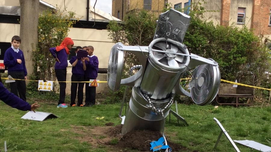 UFO landed in Keyworth Primary garden