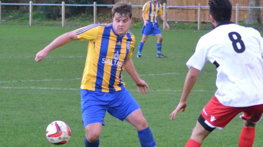 Michael Smith scored as Stansfeld overcame Chipstead. Pic: Alan Coomes