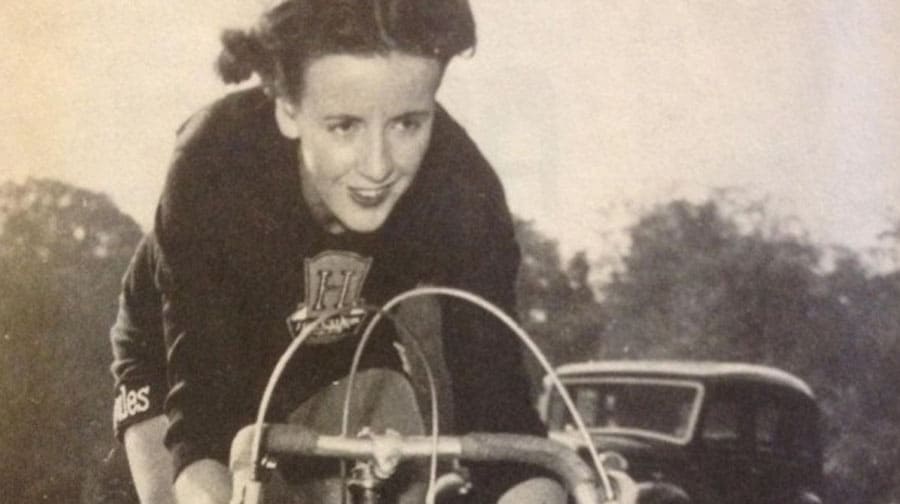 Eileen Gray racing on her bike