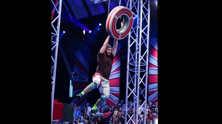 Jacob on Ninja Warrior, in an episode set to screen on January 21 ©ITV Plc