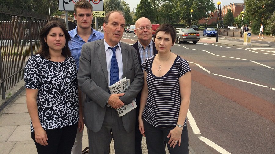 Lib Dem councillors met with Transport for London to ask for action to prevent congestion at Rotherhithe Roundabout
