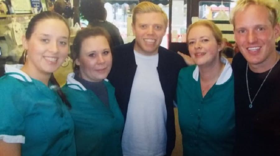 Jess White, Sue Clarke, Rob Beckett, Kelly Moore and Jamie Laing at Manze's (Credit: Kelly Moore)