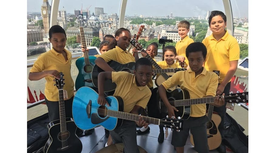 St George's Catholic Primary School pupils play the London Eye