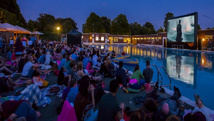 A screening of Dunkirk, at Brockwell Lido