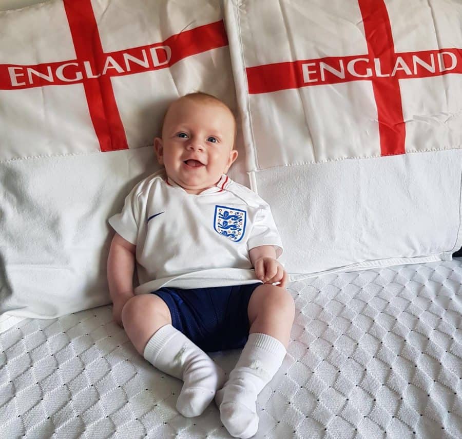 newborn england football kit 2018