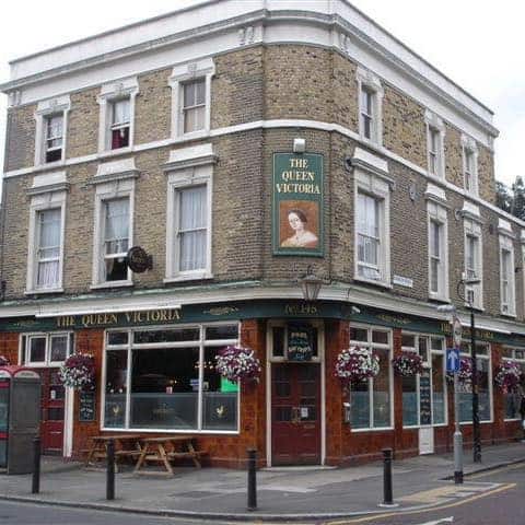 The popular boozer will see its last trading night under the current publican, Julie O'Sullivan, before being handed back over to Ei Publican Partnerships (Image: Facebook)