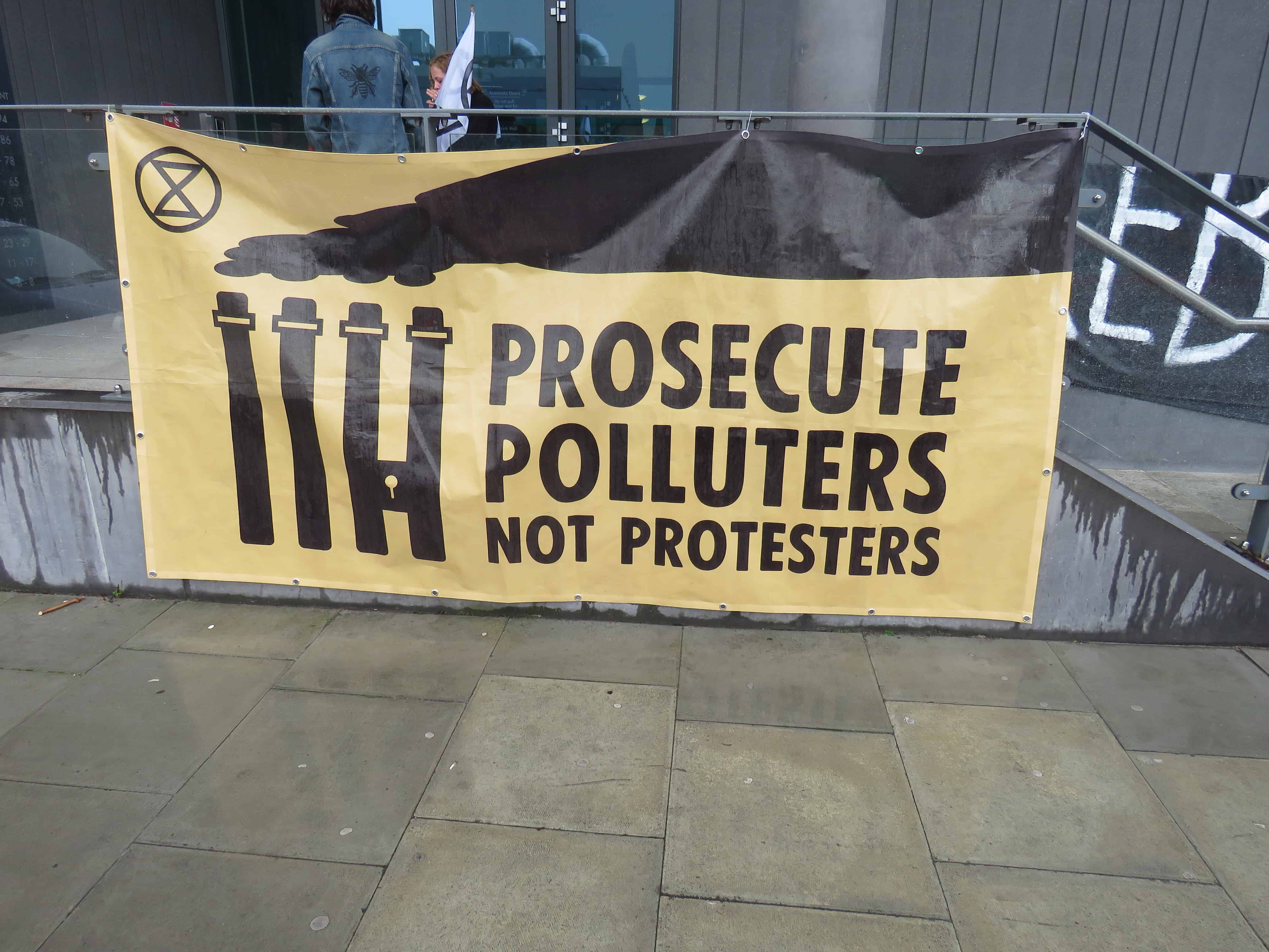 Around thirty to forty Extinction Rebellion activists joined a Bermondsey mums demo against the Super Sewer on Friday