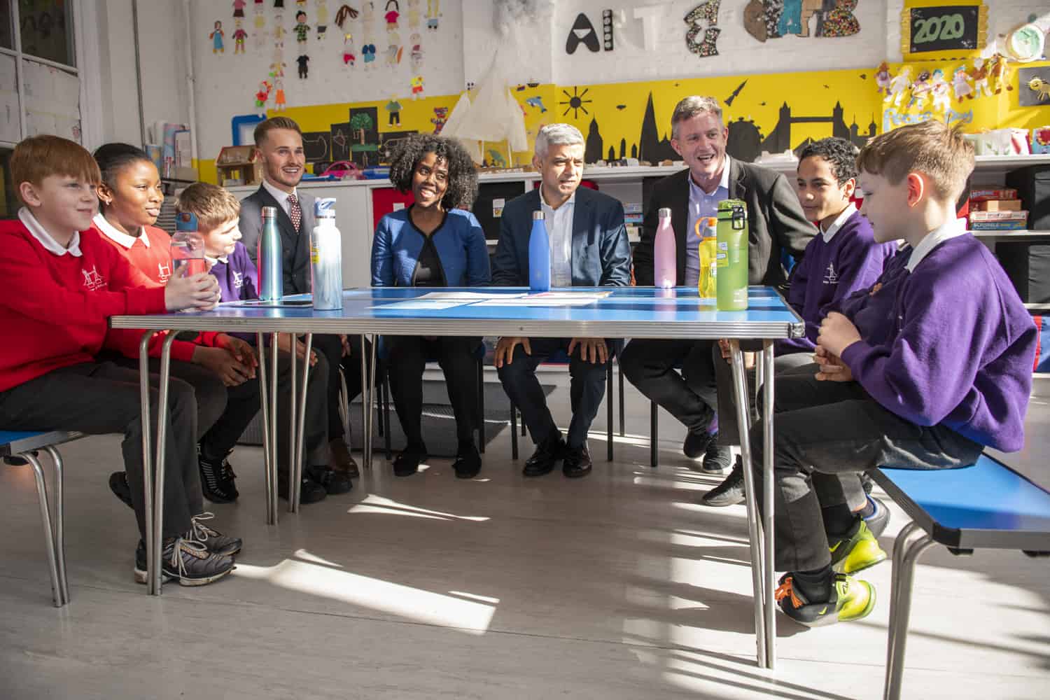 Pupils alongside Cllr Evelyn Akoto and Mayor Sadiq Khan announcing the policy