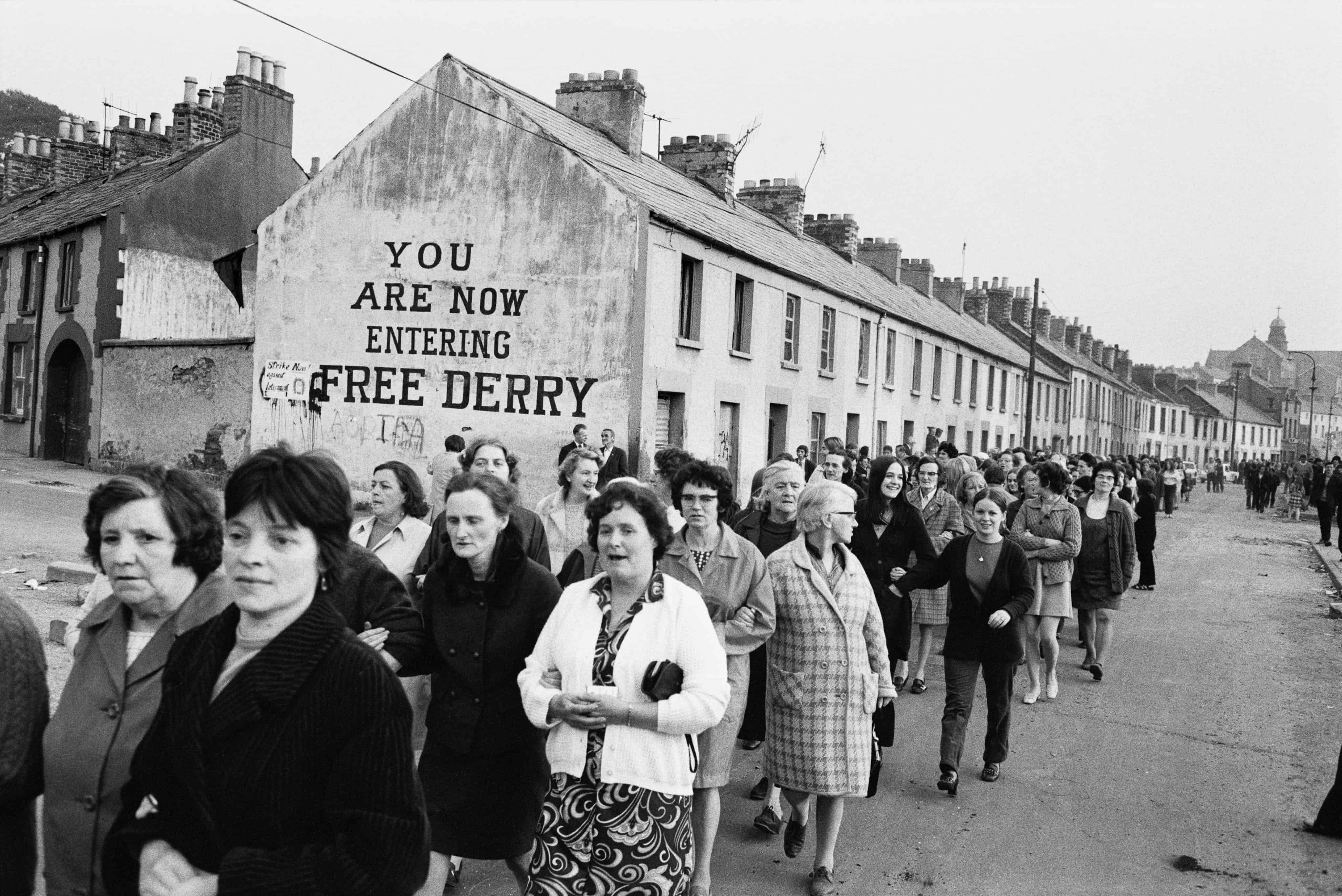 Derry, 1971. (c) Magnum and Leonard Freed.