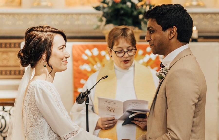 Jann and Annalan marrying at St Thomas' Hospital chapel (Image: Rebecca Carpenter Photography)