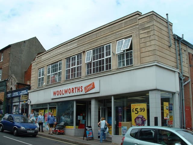 "Woolworths" Harwich & Dovercourt is licensed under CC BY-SA 2.0
