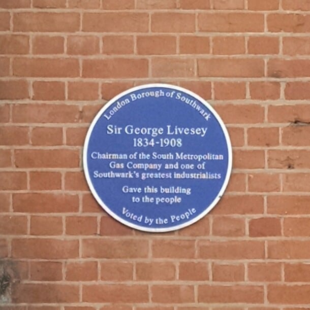 Southwark Blue Plaque - devised by Southwark News , Southwark Heritage and Southwark Council