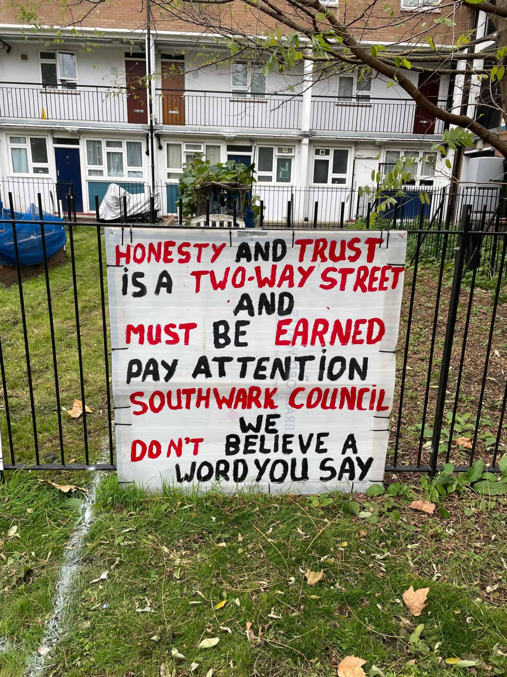 The signs directly call on Southwark Council