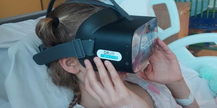 11 year old Ellie Jackson using the VR headset