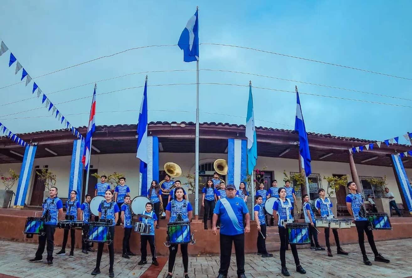 Marching band from El Salvador might not make New Years’ Day parade due to high visa costs