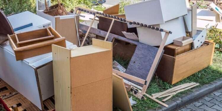 Credit: Rainbow Rubbish Removal (Creative Commons)