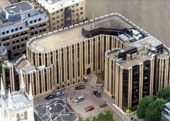 Minerva House (centre) viewed from above with Southwark Cathedral visible to the left. From Southwark Council planning documents