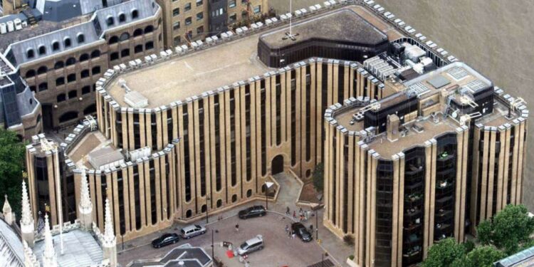 Minerva House (centre) viewed from above with Southwark Cathedral visible to the left. From Southwark Council planning documents
