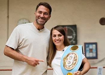 Eddie Hearn and Ellie Scotney visit Lynn AC Boxing Gym after Matchroom gave a big donation to the club that closed in July.
(credit: Mark Robinson, Matchroom Boxing)