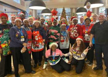 Staff at St Thomas' hospital get ready for Christmas.