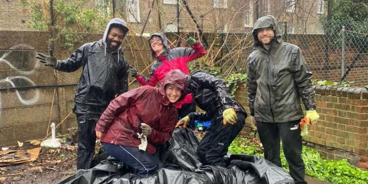 Volunteers have built a new lawn and plant beds. Credit: Bankside Open Spaces Trust