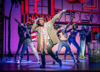 ore-oduba,-starring-as-happy-man-in-‘pretty-woman-the-musical’-at-bromley’s-churchill-theatre
