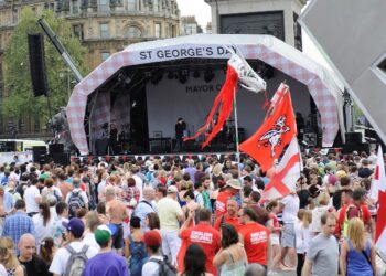 St. George's Day celebrations in Trafalgar Square. (John Pannell)