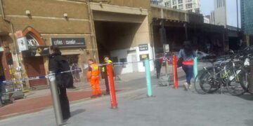 A police cordon was raised outside Elephant and Castle Railway Station