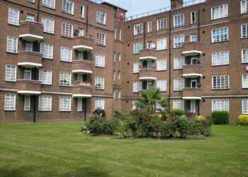 Avondale Square Estate. Credit: City of London Corporation.
