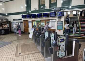 The expanded gateline at Peckham Rye station (credit: Network Rail)